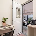 Artemisia Apartment